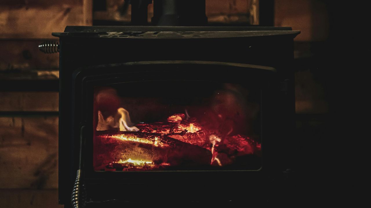 Your Guide to Log Burner Sizes: Avoid Overheating or Underperformance